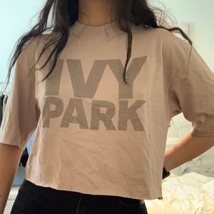 NWOT IVY PARK TEE